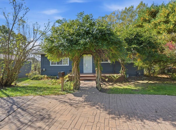 8499 Huron River Drive, Dexter, MI 48130