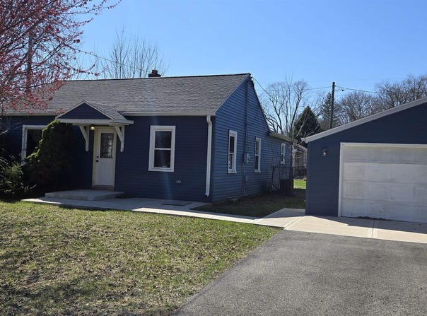 615 S MEMORIAL, ROCKFORD, IL 61102