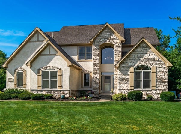 1555 Eagle Glen Drive, Blacklick, OH 43004