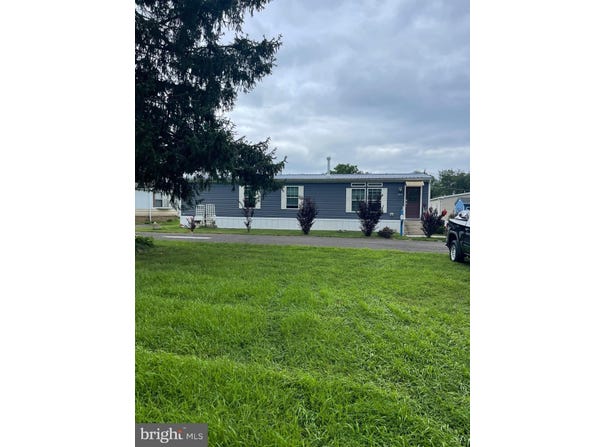 3581 ASTER AVENUE, FEASTERVILLE TREVOSE, PA 19053