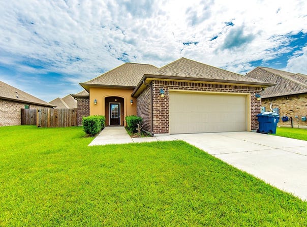 159 Loblolly Pine Drive, Gray, LA 70359