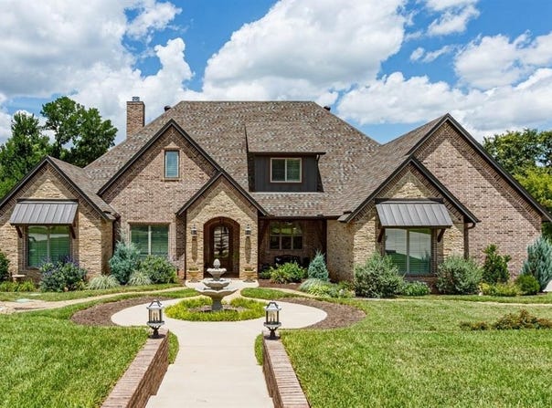 8515 Kingsley Circle, Granbury, TX 76049