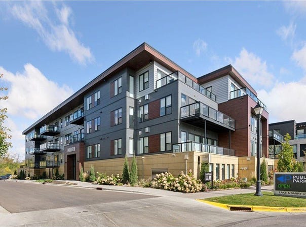 253 Lake Street E, Wayzata, MN 55391