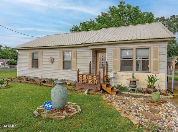 116 Mona Edwards Street, Church Point, LA 70525
