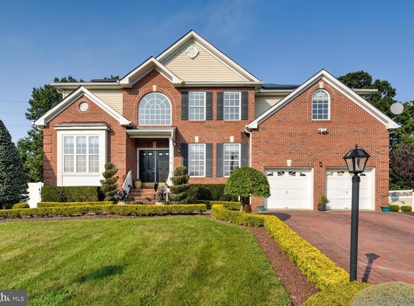 12 ELLIS COURT, MORGANVILLE, NJ 07751