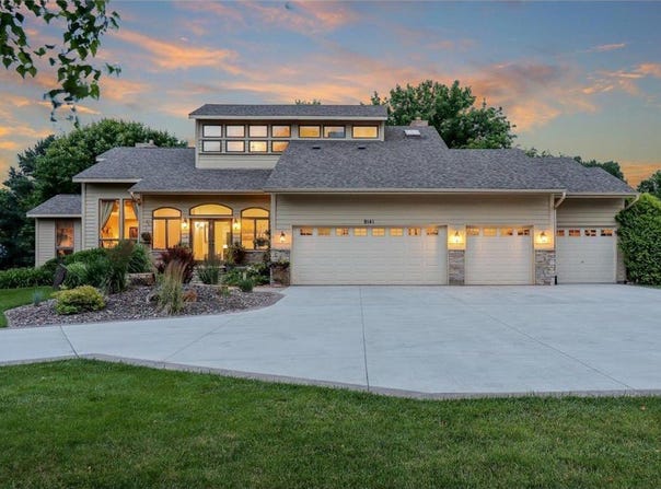 8141 Maplewood Terrace, Chanhassen, MN 55317