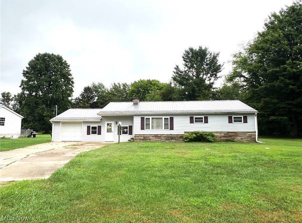 7066 Reed Road, Conneaut, OH 44030
