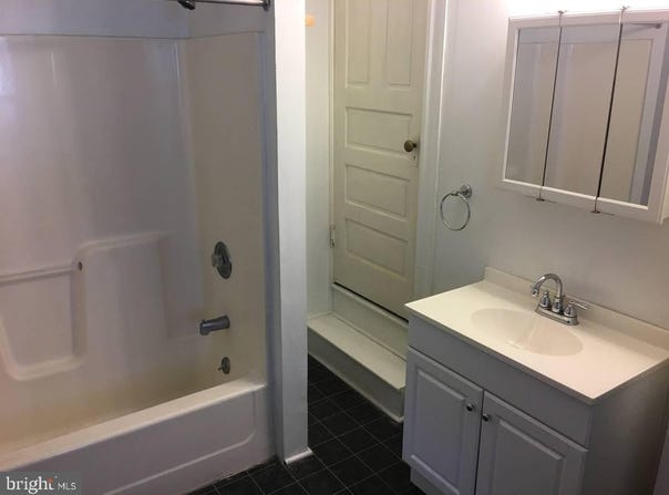 109 BOAS STREET, HARRISBURG, PA 17102