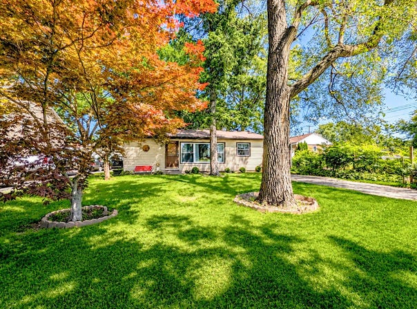 291 3rd Street, Wheeling, IL 60090
