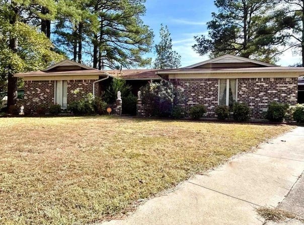 90 Lexington Circle, White Hall, AR 71602