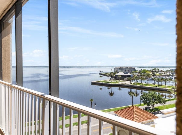 225 W SEMINOLE BOULEVARD, SANFORD, FL 32771