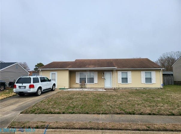 1904  Nickerson Blvd, Hampton, VA 23663