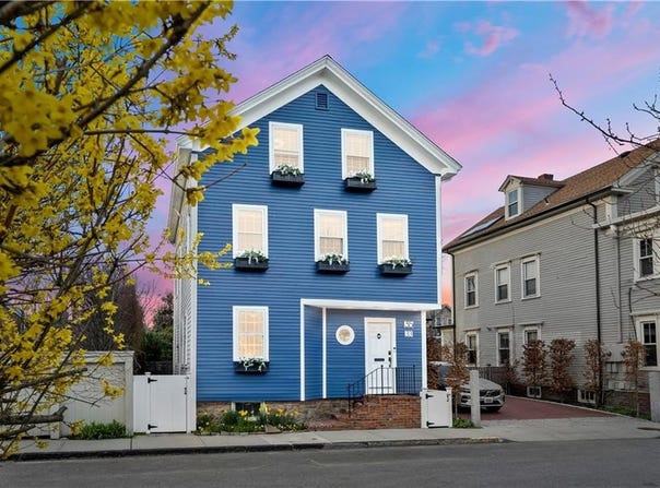 33 Marsh Street, Newport, RI 02840
