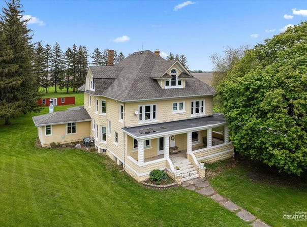 2035 CHICAGO Road, Earlville, IL 60518
