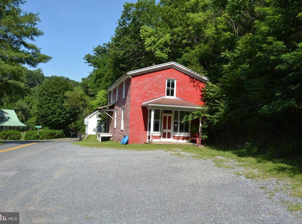 3039 CAPON SPRINGS ROAD, YELLOW SPRING, WV 26865