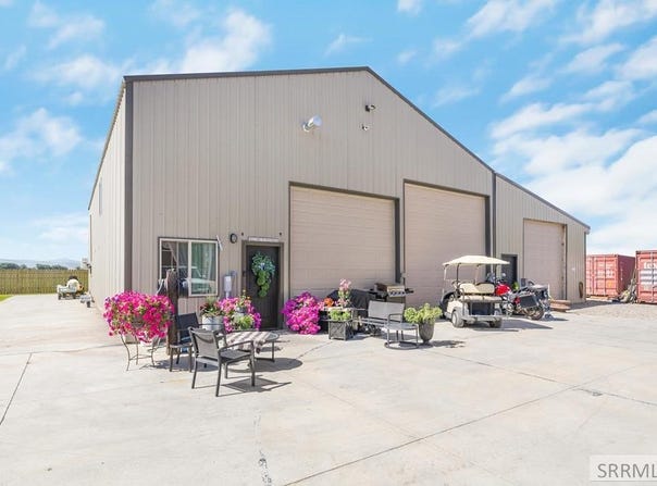 743 E 700 N, Firth, ID 83236