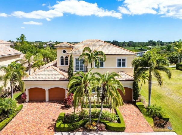 190 SE Bella Strano, Port Saint Lucie, FL 34986