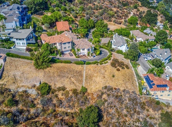 24856 Bella vista, Newhall, CA 91321