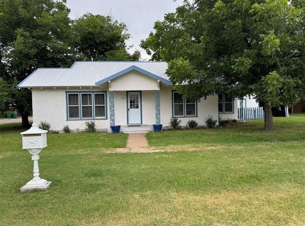 410 W Reiman Street, Seymour, TX 76380