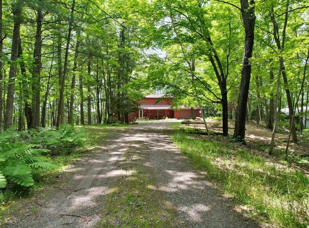 9739 LEE LAKE RD, Hazelhurst, WI 54531