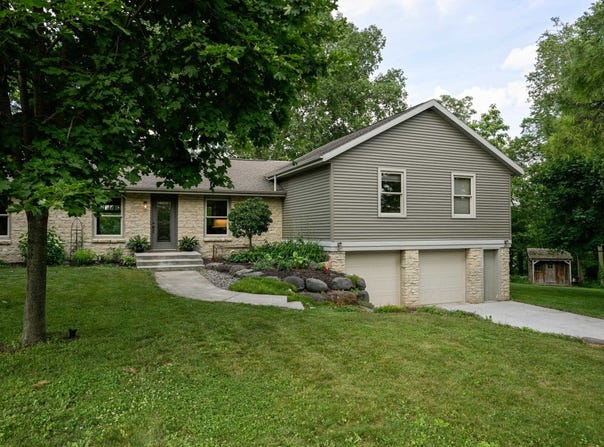 970 Water Street, Prairie Du Sac, WI 53578