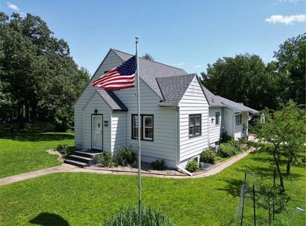319 N Grove Street, Redwood Falls, MN 56283