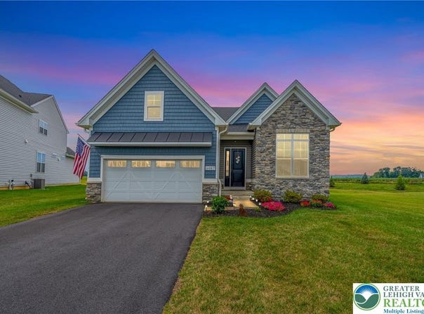 6987 Pine Lane, East Allen Twp, PA 18014