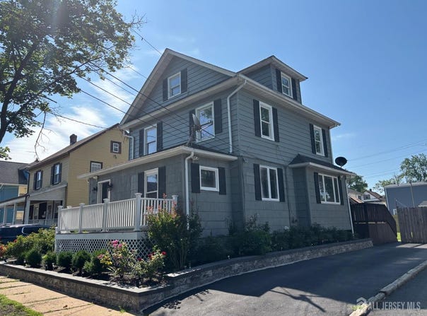 647 Front Street, Dunellen, NJ 08812