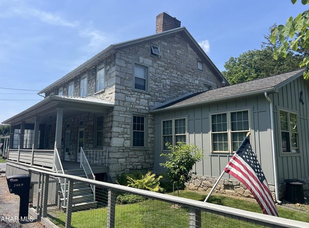 2469 Woodbury Pike, Woodbury, PA 16695