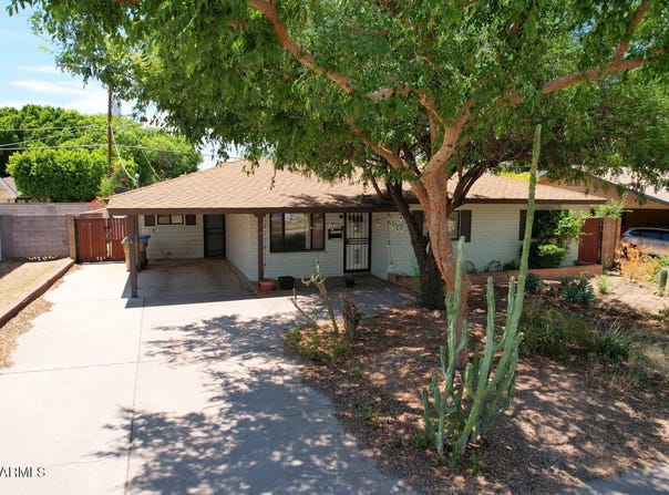 2623 E PIERSON Street, Phoenix, AZ 85016