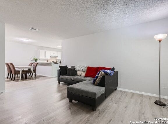 6829 OLDHAM, San Antonio, TX 78239-3328
