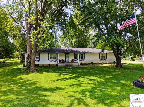 2650 McVey Road, Sedalia, MO 65301