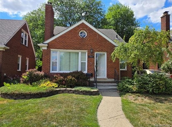 145 N Lafayette Street, Dearborn, MI 48128