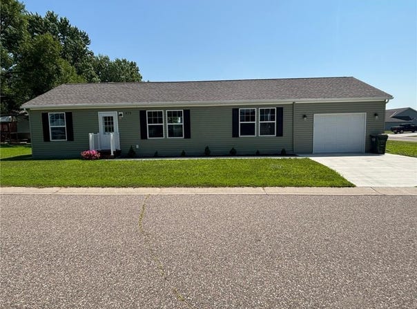675 Brooks Street S, Eden Valley, MN 55329