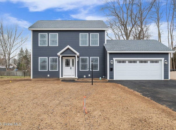2024 Parklawn Avenue, Rotterdam, NY 12306