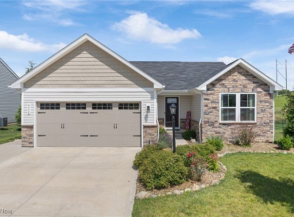 4358 Pioneer Circle SW, Massillon, OH 44646
