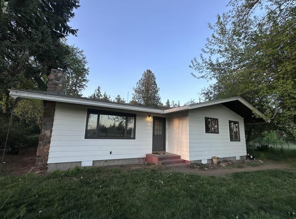 2343 NW Coyner Avenue, Redmond, OR 97756