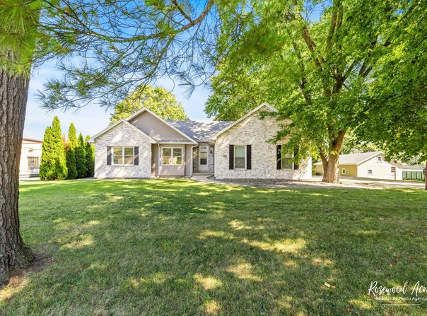 187 E Water Street, Kankakee, IL 60901