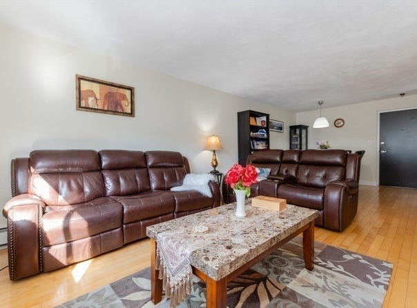 115 Highland Avenue, Somerville, MA 02143