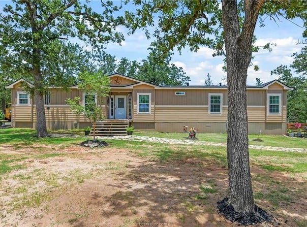 735 Boysenberry Road, Somerville, TX 77879