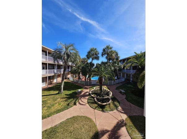 600 Scenic Hwy, Pensacola, FL 32503