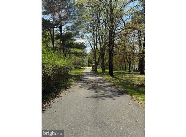 44 WILBURTHA, EWING, NJ 08628