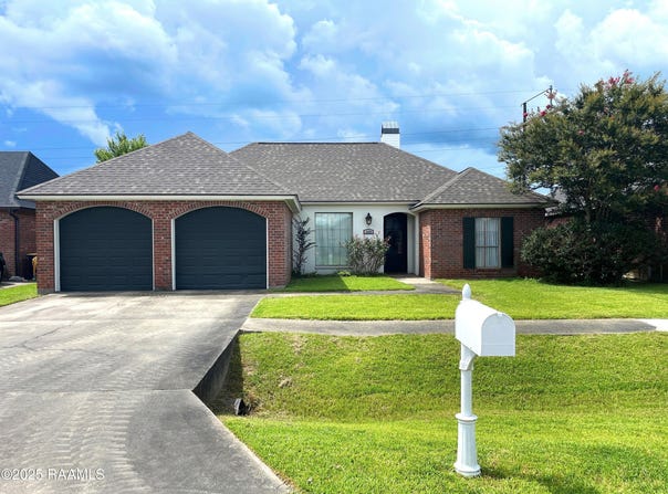 302 Summerfest Drive, Lafayette, LA 70507