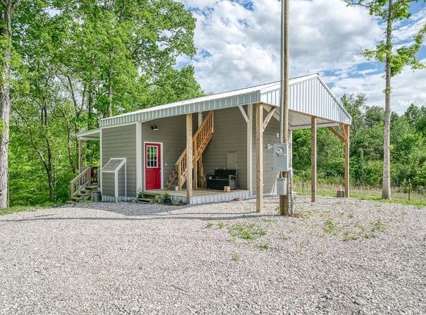 2361 Cookeville Highway, LIVINGSTON, TN 38570