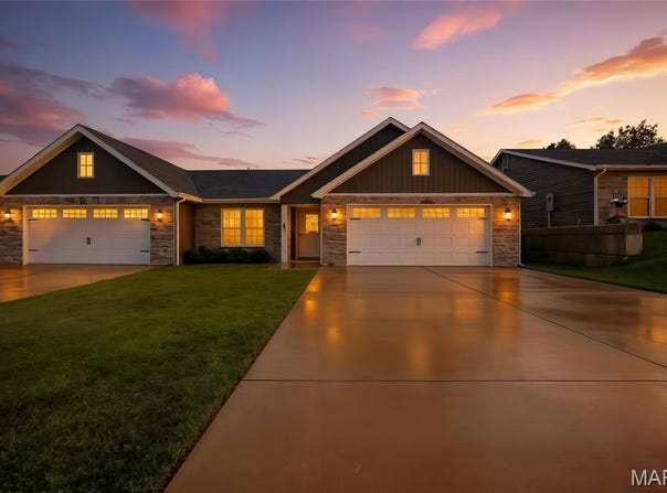 1575 Hickory Landing, De Soto, MO 63020