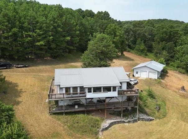 795 Anthony Road, Pineville, MO 64856