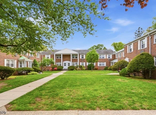 445 Morris Ave, Springfield Twp., NJ 07081-1110