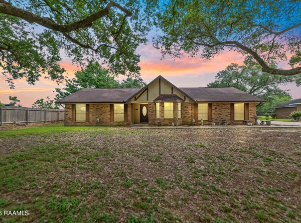 103 Failla Road, Lafayette, LA 70508