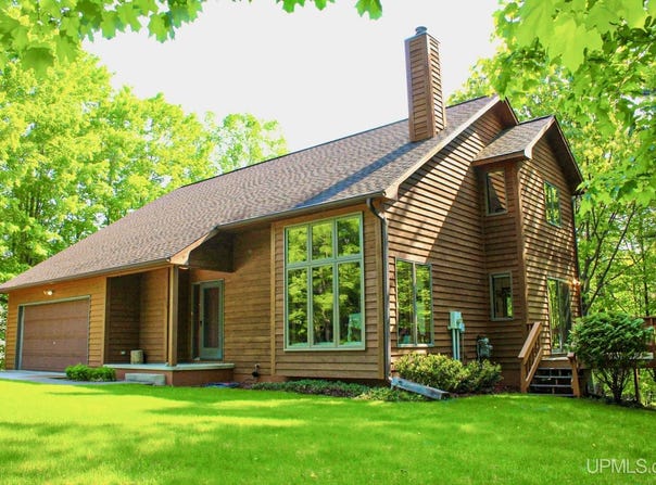 1003 Birch, Houghton, MI 49931