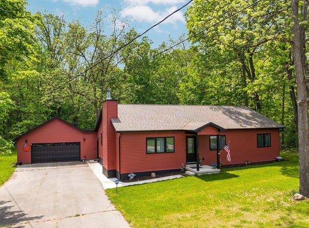 119 Maple Street, Fife Lake, MI 49633